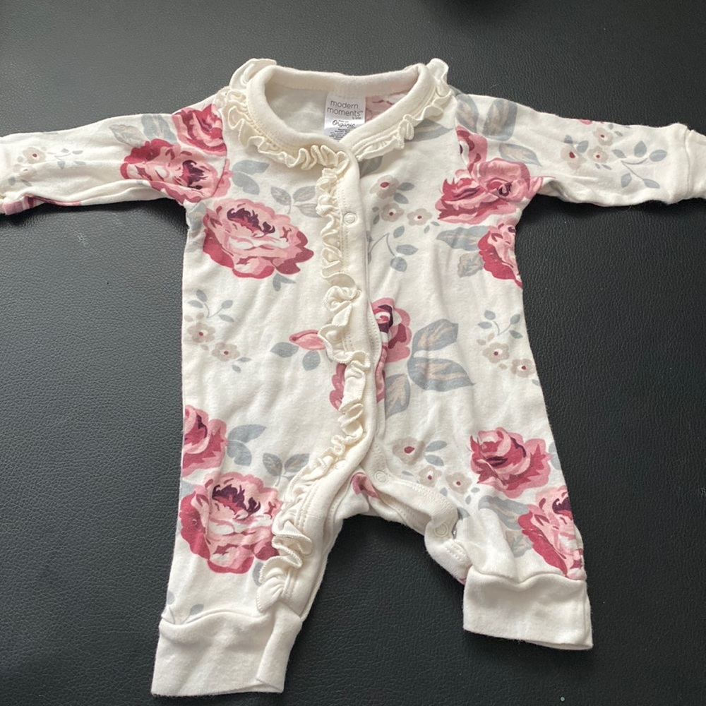 Modern Moments by Gerber organic girls sleeper